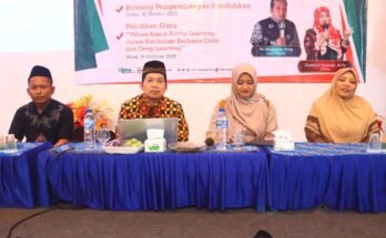 Parenting Berbasis Nilai Cinta dan Kearifan